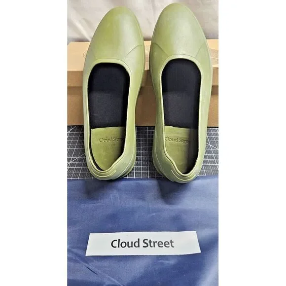 Cloud Street Men Stylish Waterproof Lined Rubber Galosh/Overshoe Olive Sz M wide