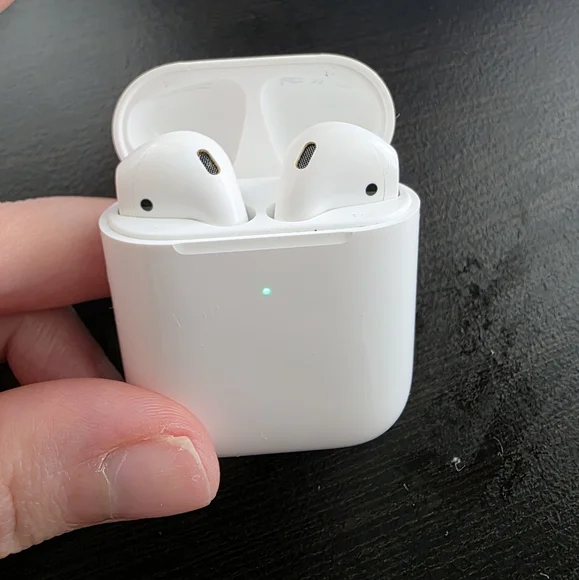 Apple Airpods with Charging Case - White