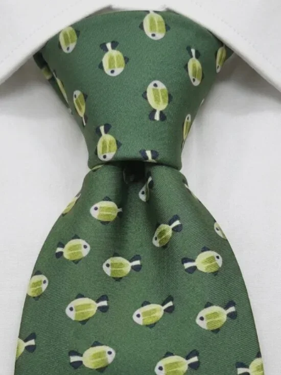 Banana Republic Men's Silk Tie Green Fish Pattern Italy Animal Print Necktie