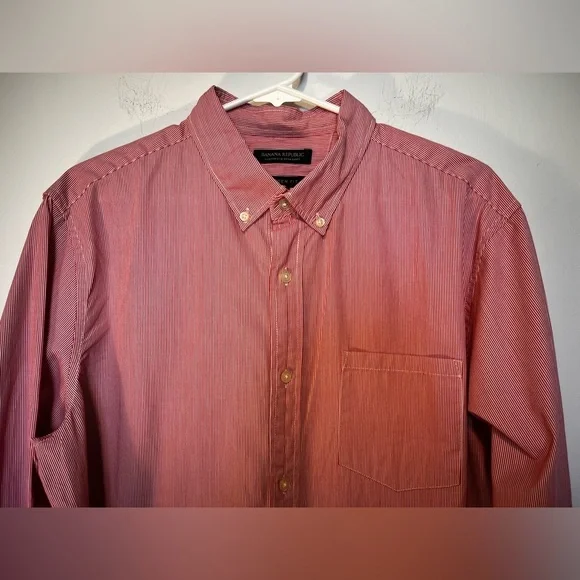 NWT Banana Republic Shirt Men L Camden Fit Custom 078 Wash MicroStripe Red/White