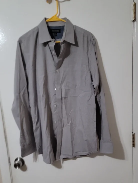 Banana Republic Men's Slim Fit Check Button-Up in Black and White