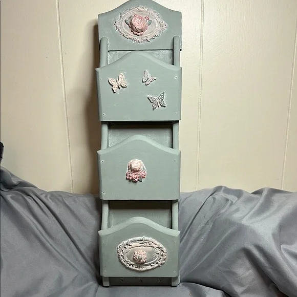 Vintage-Inspired light mint Green and Pink Wall Organizer