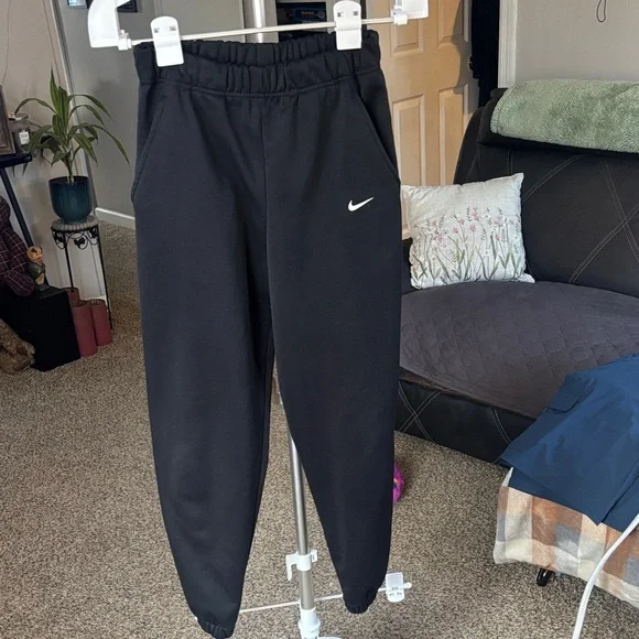 Nike FlyEase Therma-Fit Fleece Cuffed Jogger Sweatpants kids Size L