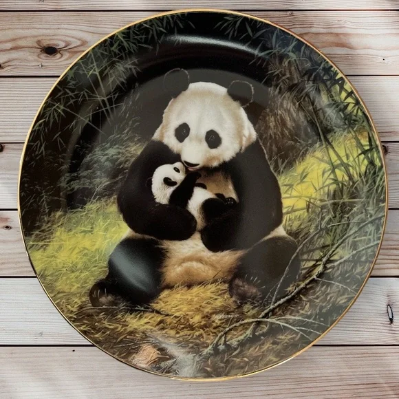 Home Decor “The Panda” by Will Nelson collector plate 1988