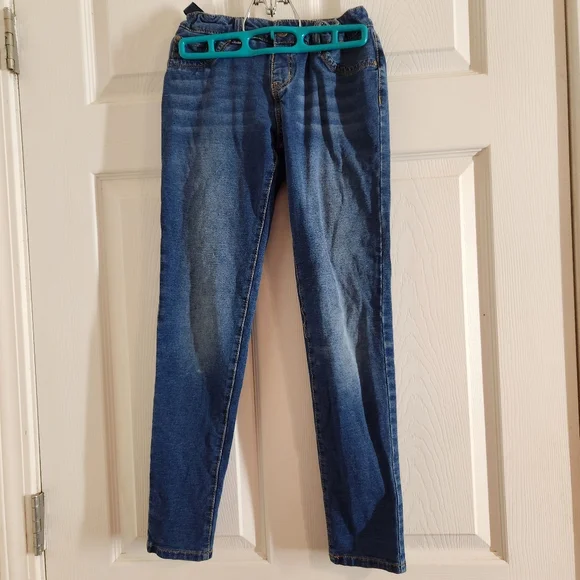 Total Girl Jean's