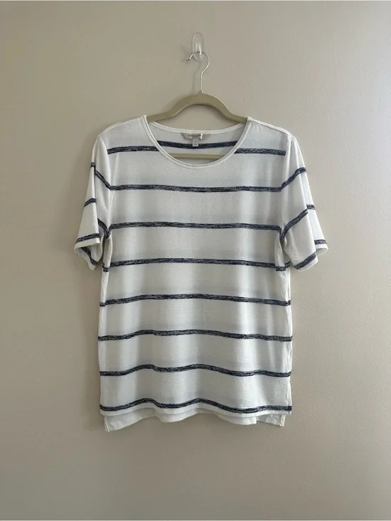 Banana Republic Striped Short-Sleeve Knitted Tee - White with Grey Stripes