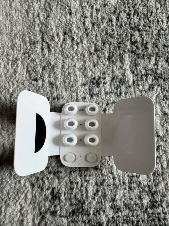 🆕 Apple AirPods Pro 3 earbud Ear Tip covers in XXS, XS and S