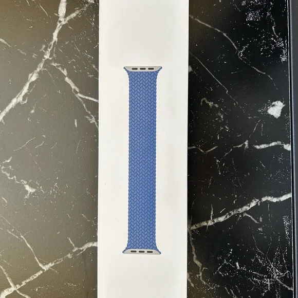 Apple Sz 11 Braided Solo Loop Watch Band