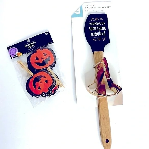 HALLOWEEN SPATULA, COOKIE CUTTERS WITCH HAT & CUPCAKE PICKS BUNDLE