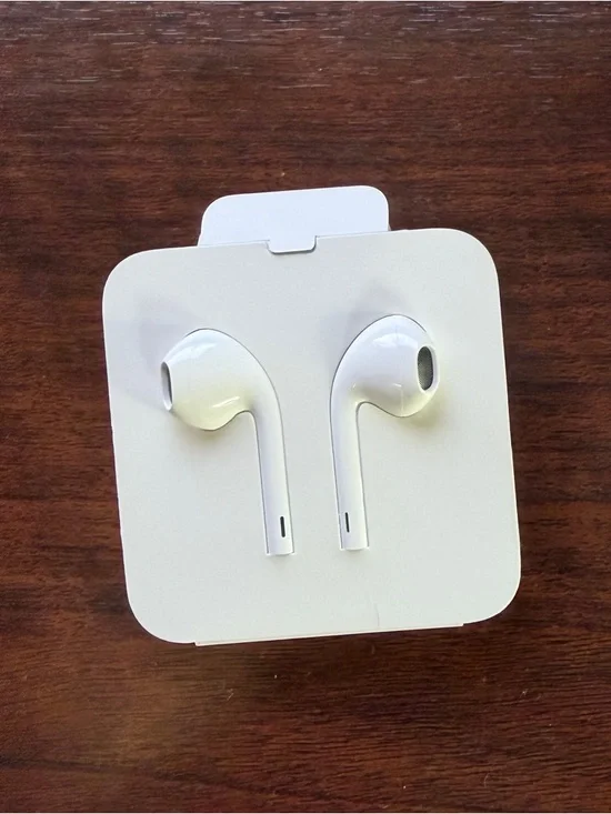Apple Earbuds ✨OEM ✨ iPhone Lightning Cable ✨Earbud Headphones Wired✨