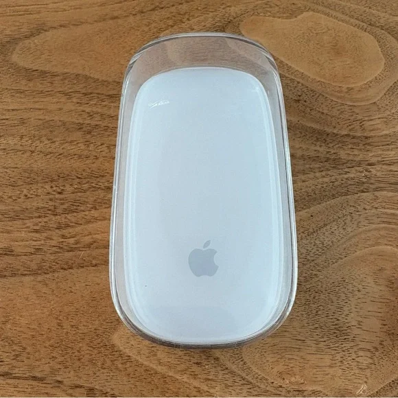 Apple Wireless Touch Magic Mouse in White