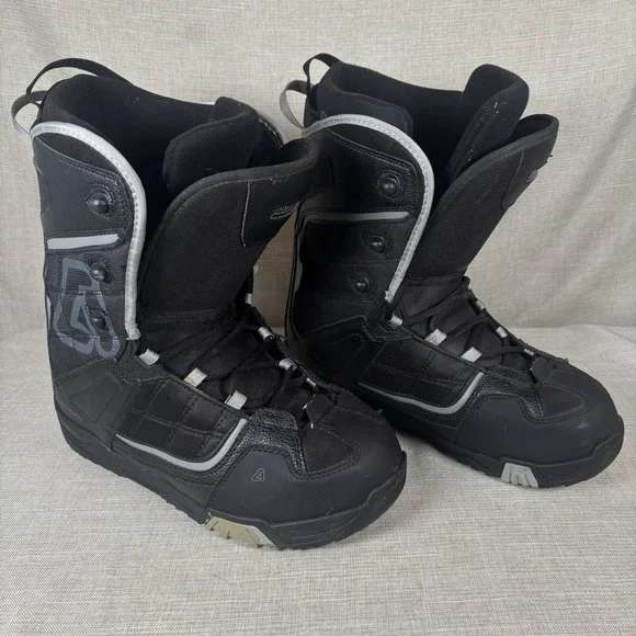 Avalanche Snowboard Boots Men's Size 13 Black Winter Sport Clean Pre-Owned