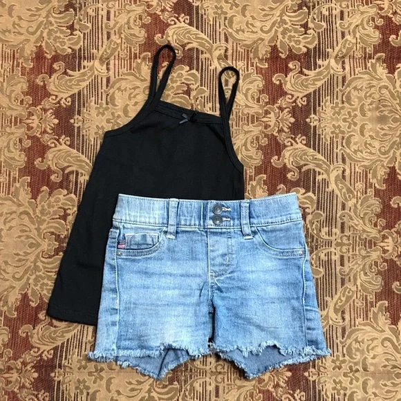 BUNDLE Vigoss Size 5 Black Tank with Light Blue Denim Shorts - The Chelsea