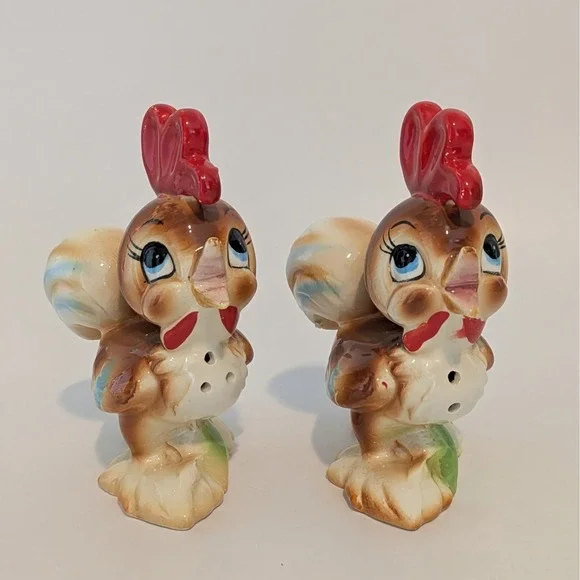 Vintage Norcrest Kitschy Anthropomorphic Rooster Salt And Pepper Shakers