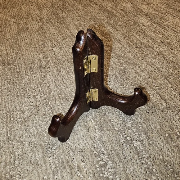 Elegant Brown Display Stand - Small