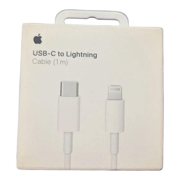 E3-OB Apple‎ MUQ93AM/A USB-C to Lighting 1m/3ft Charging Cable - White