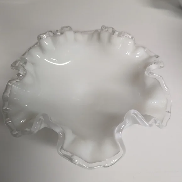 Beautiful flower candy dish