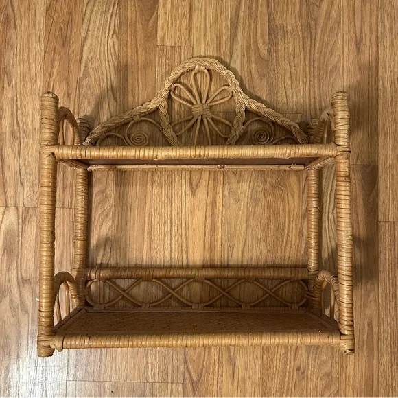 ‼️Rattan / Wicker Hanging Wall Shelf‼️