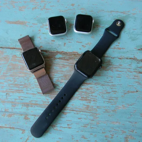 Apple iWatch LOT OF 4 series 3 & 6 FOR PARTS ONLY