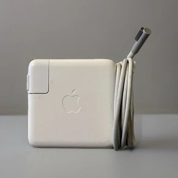 Apple Authentic MacBook Pro 60W MagSafe Power Adapter Charger A1344 A/12378EA