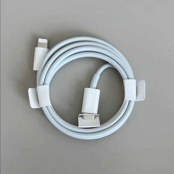 Apple USBC to Lightning Charging Cable (brand new)