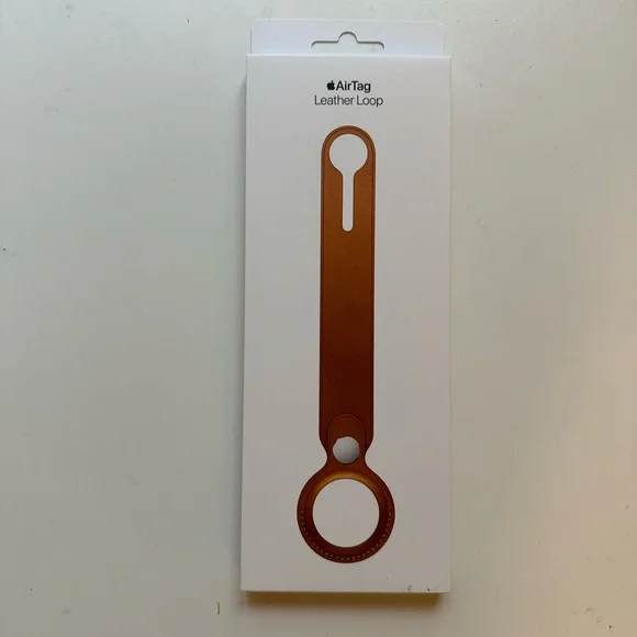 Brand New! Limited Edition Apple AirTag Leather Loop in Saddle Brown