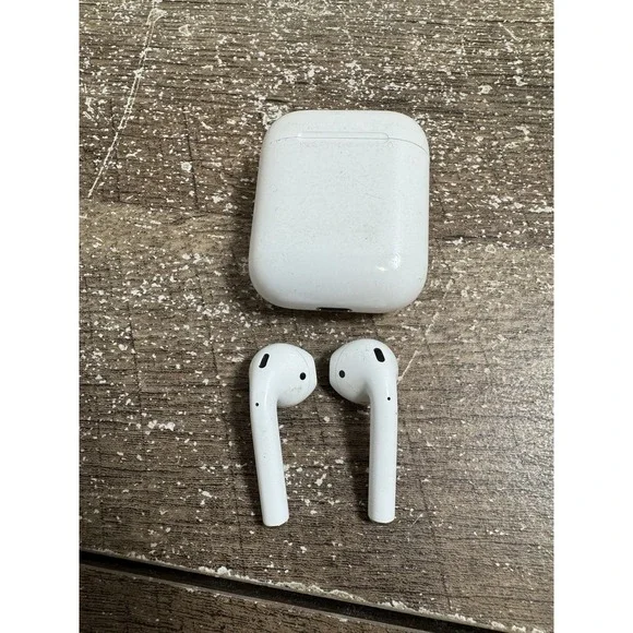 Apple AirPods 2nd Gen Bluetooth Headphones with Charging Case White