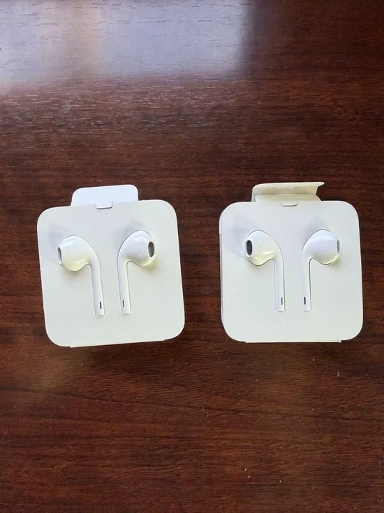 Apple Original ✨ 2-NEW ✨Earpods Headphones With Lightning End Wired OEM✨