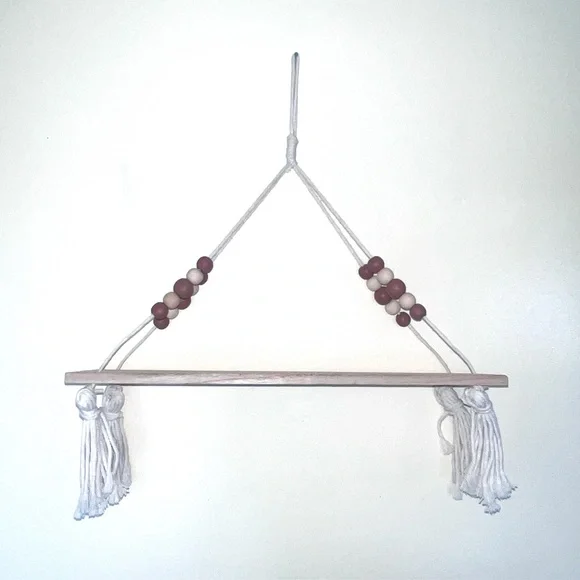 Macramé Hanging Shelf with Wooden Beads - White and wood plank