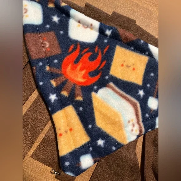 Corner Fleece Forest- small animal