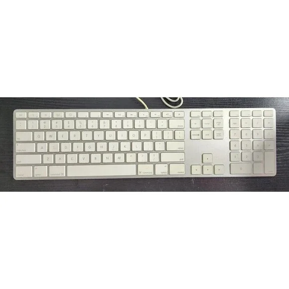 Genuine Apple USB Wired Keyboard with Numeric Keypad A1243 - TESTED WORKING