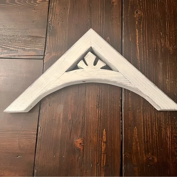Vintage Victorian Gingerbread White Wooden Wall Decor Accent