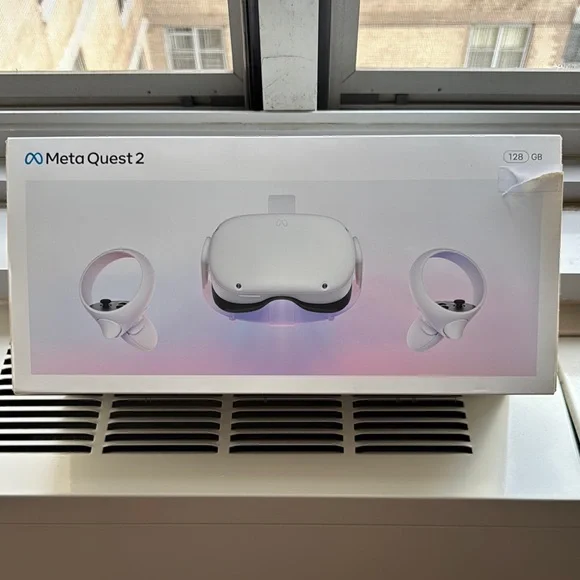 Quest 2 VR Headset - White