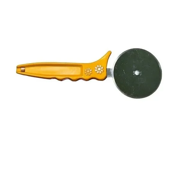 Vintage TRAVCO Pizza Cutting Wheel Stainless Steel Made in Hong Kong Yellow