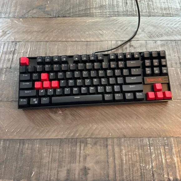 Reddragon Wired Mechanical Gaming Keyboard KUMARA K552RGB-2