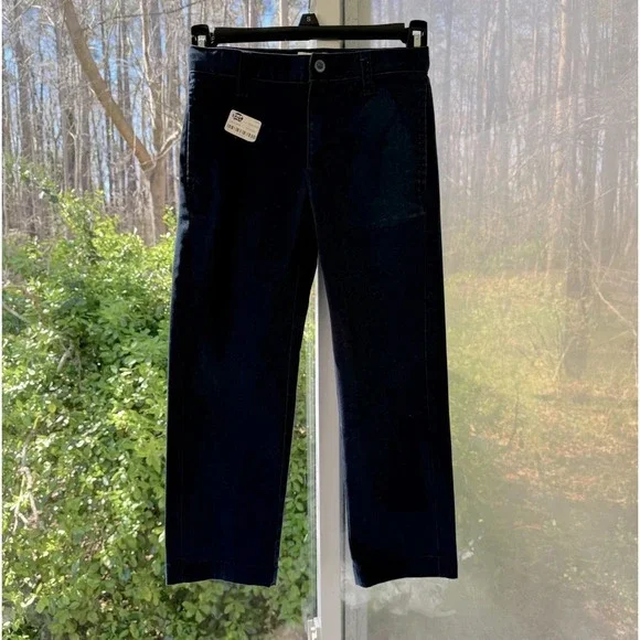 NWT Cat & Jack navy blue school pants size 6. Straight w/ 2 slant front pockets.