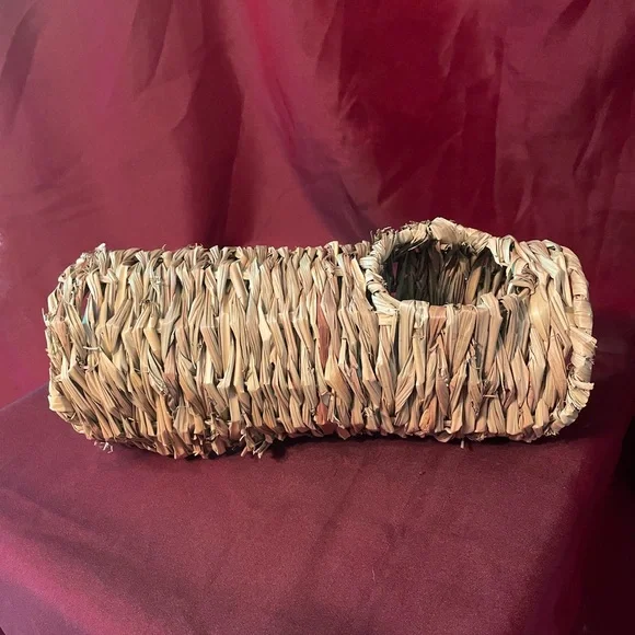 Straw Guinea Pig Tunnel NWOT