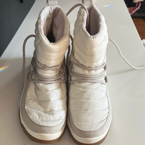 Quilted White Puff Snow Boots