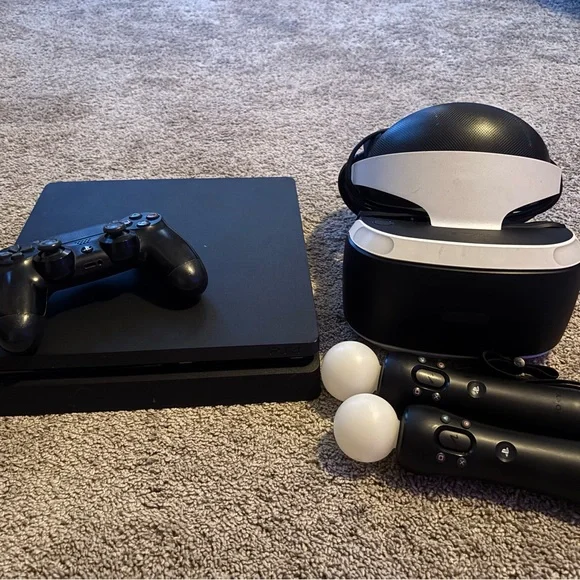 Sony PS4 + VR Bundle + 7 Game Haul - Console, PSVR, Controllers, Camera, Cords