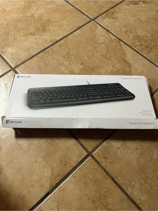 New Microsoft Wired Keyboard 600 - Black