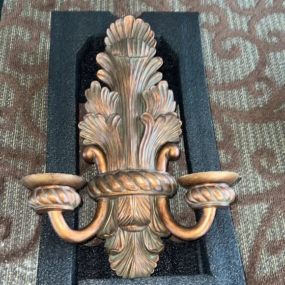- Large Vintage Gold Bronze Wall Sconce 14WX21