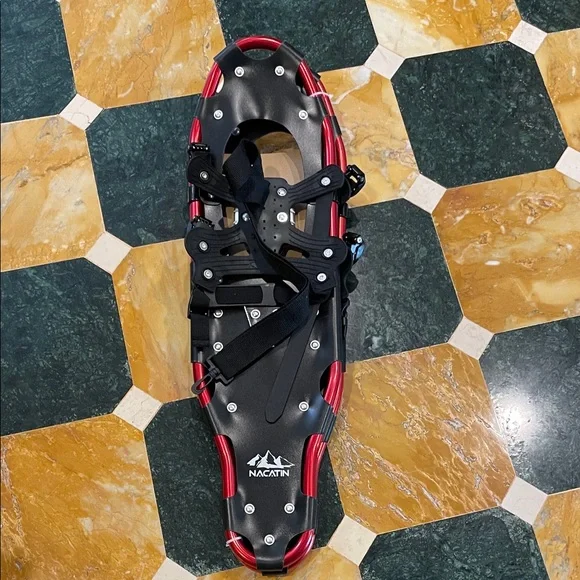 Nacatin Black and Red Snowshoes with Carrying Bag