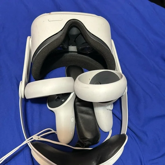 Meta Quest 2 w Elite Head Strap