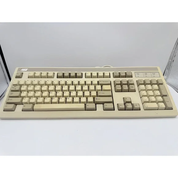 AST Research KB-101 Vintage Mechanical Keyboard NMB 119127-001 5-Pin DIN Beige