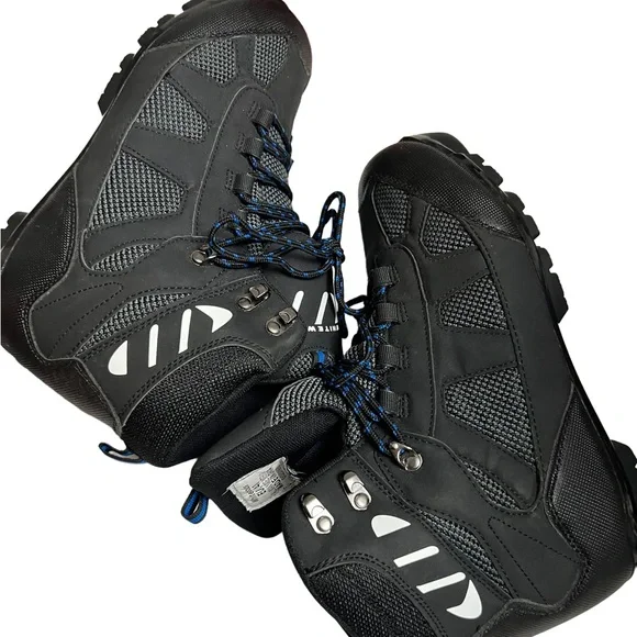 White woods Adult ski boots Unisex sz 40