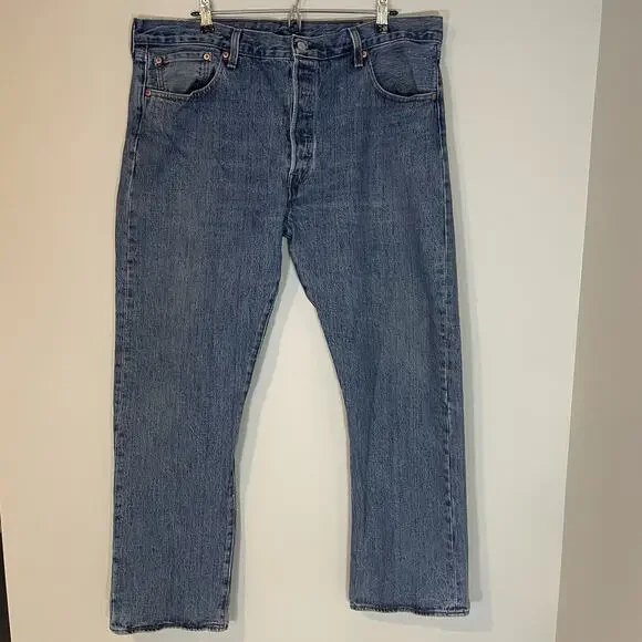 Vintage Levi's 501 Jeans Mens Button Fly Size 40x32 Straight Leg Denim Y2K
