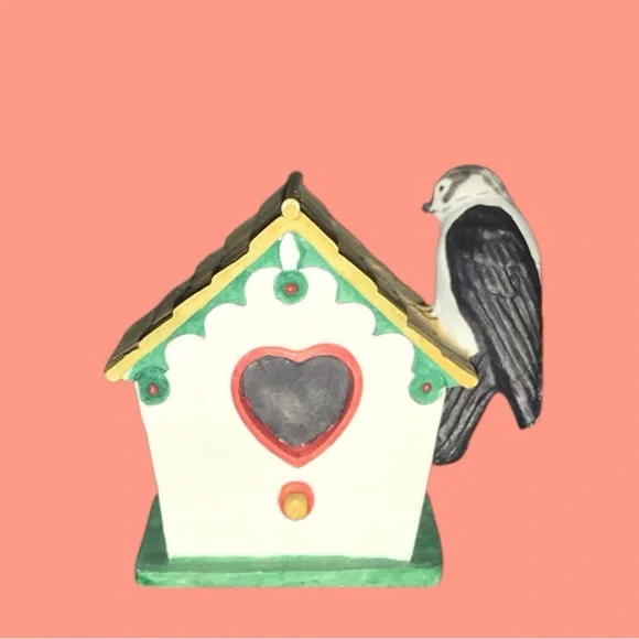 Vintage 1994 Woodpecker Bird Decorative Figurine Thimble On A Birdhouse