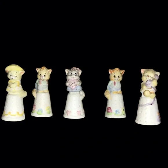 Vintage Decorative 1986 Feline Feelin’s Collectible Thimbles