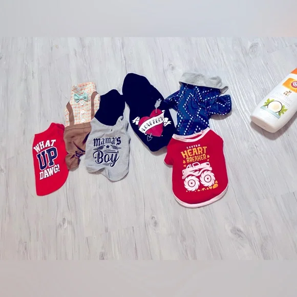 Adorable pet accessories brand new shampoo included
