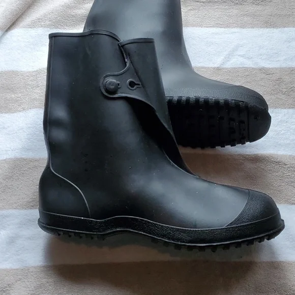 EXTRA LARGE RUBBER WORKBRUTES